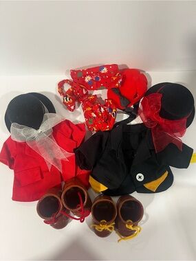 Muffy Vanderbear - misc lot from At The Beach and Horsin’ Around collections